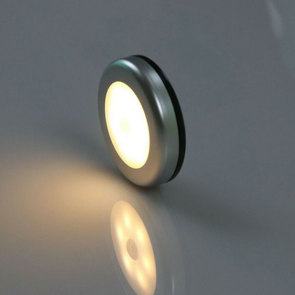 Умный LED светильник с датчиком движения