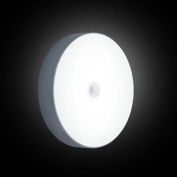 Перезаряжаемый LED светильник с датчиком движения