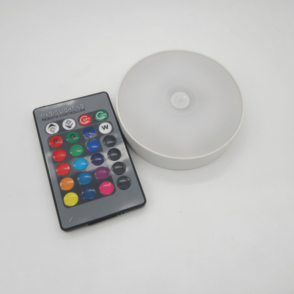 Перезаряжаемый RGB LED светильник с пультом